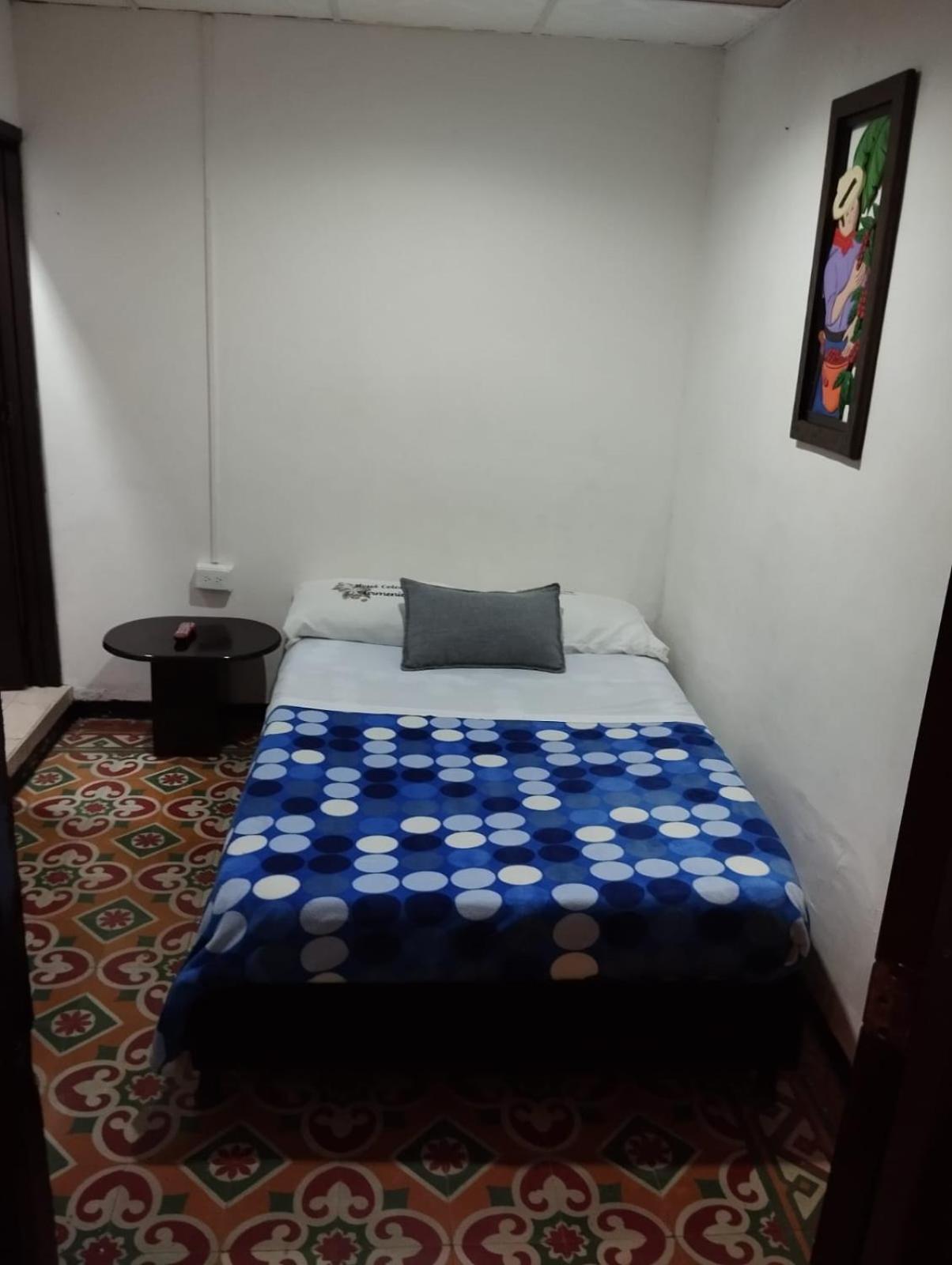 Hotel Colonial Armenia Ro Bagian luar foto