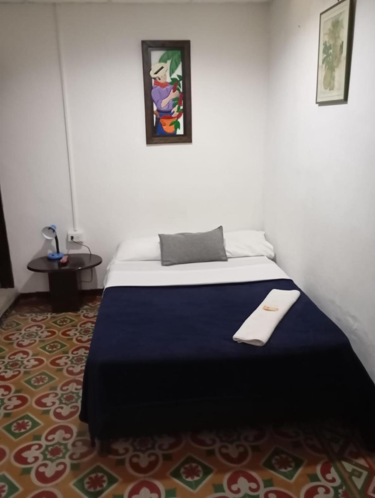 Hotel Colonial Armenia Ro Bagian luar foto